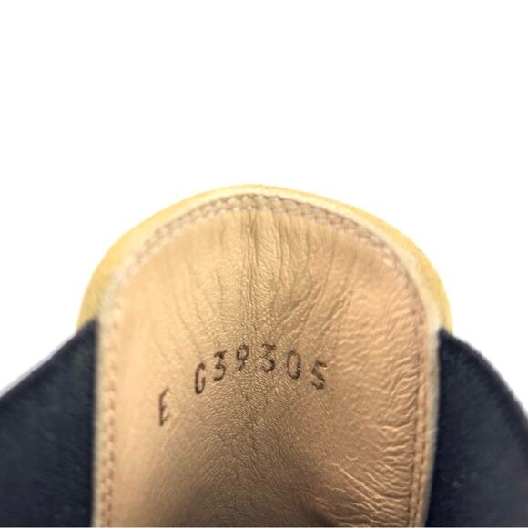 NEW Chanel Suede Kidskin Grosgrain CC Logo Cap Toe Chelsea Short Boots 37.5 - Picture 8 of 8